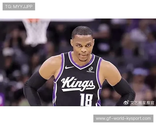 威少训练中全场奔袭三次不歇气